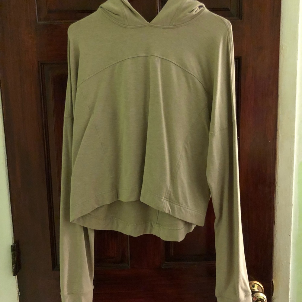 EUC Lululemon Crop hoodie, size 12